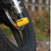 Κλειδαριά δισκόφρενου OXFORD Patriot - Ø14mm Yellow thumb