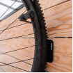 Βάση στήριξης τοίχου για ποδήλατα LEZYNE CNC Alloy Wheel Hook thumb