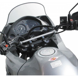 Μπάρα ενίσχυσης τιμονιού μηχανής SW-MOTECH CROSSBAR SCRAMBLER 803 ABS 15-17 Μπάρα ενίσχυσης τιμονιού μηχανής SW-MOTECH CROSSBAR SCRAMBLER 803 ABS 15-17