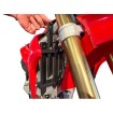 Σφιγκτήρες ψυγείου HDPE AXP RACING AX1786 Σφιγκτήρες ψυγείου HDPE AXP RACING AX1786 thumb