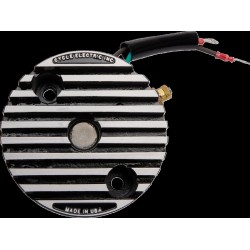 Ρυθμιστής, τοποθετημένος σε γεννήτρια CYCLE ELECTRIC CE-540 Ρυθμιστής, τοποθετημένος σε γεννήτρια CYCLE ELECTRIC CE-540
