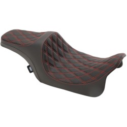 Κάθισμα PREDATOR III double diamond μαύρο/κόκκινο DRAG SPECIALTIES 0801-1116 Κάθισμα PREDATOR III double diamond μαύρο/κόκκινο DRAG SPECIALTIES 0801-1116