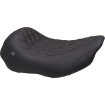 Φαρδιά σέλα Tripper - Solo - σκούρο κερασί ραφές MUSTANG SEATS 88503DC thumb