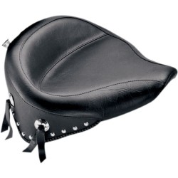 Σέλα wide touring solo plain studded with conchos MUSTANG SEATS 75506 Σέλα wide touring solo plain studded with conchos MUSTANG SEATS 75506