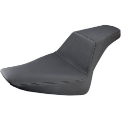 Κάθισμα step up gripper smooth black SADDLEMEN 812-26-174 Κάθισμα step up gripper smooth black SADDLEMEN 812-26-174