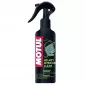 Σπρέι καθαρισμού επένδυσης κράνους Motul M2 HELMET INTERIOR CLEAN