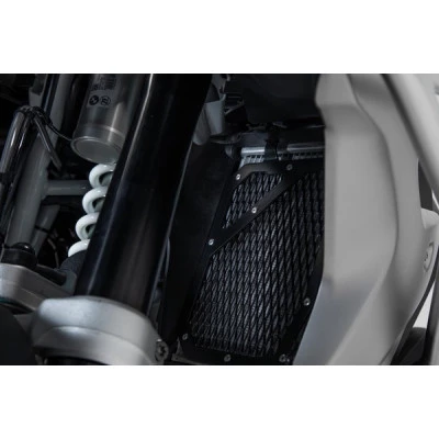Προστατευτικό ψυγείου SW-MOTECH RADIATOR GUARD R 1200 GS ABS Προστατευτικό ψυγείου SW-MOTECH RADIATOR GUARD R 1200 GS ABS