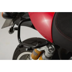 Πλαϊνή βάση για βαλίτσες SW-MOTECH SLC για R THRUXTON 1200 ABS Πλαϊνή βάση για βαλίτσες SW-MOTECH SLC για R THRUXTON 1200 ABS