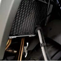 Προστατευτκό ψυγείου μοτοσυκλέτας R&G RACING Pro Radiator Guard - Black CFMOTO 650GT 19-24